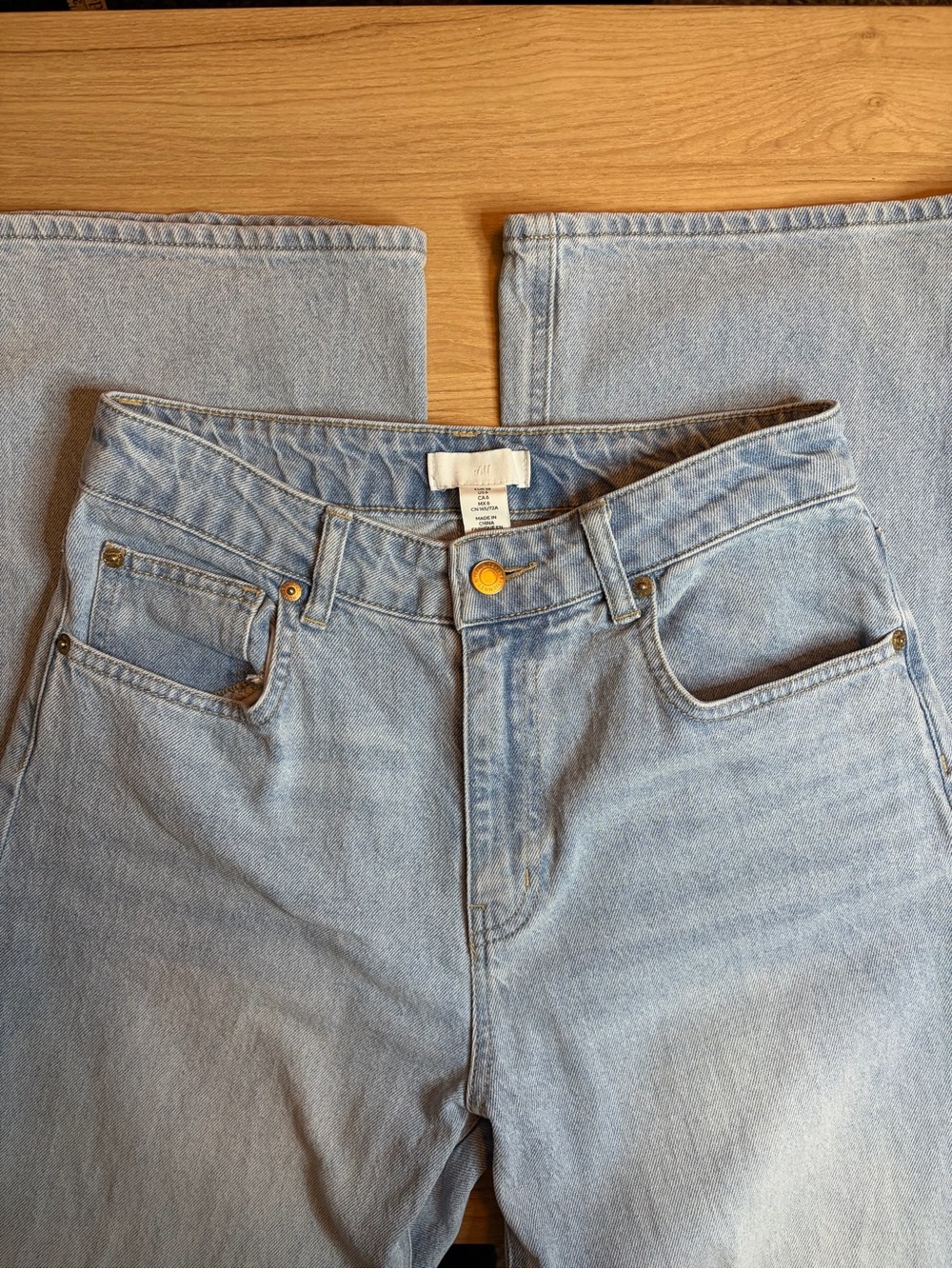 H&M Womens High Waist Wide Leg Jeans Light Wash Denim Womens 6 EUR 38 1045459 9